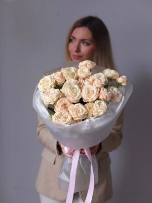 Букет из 5 роз Бомбастик