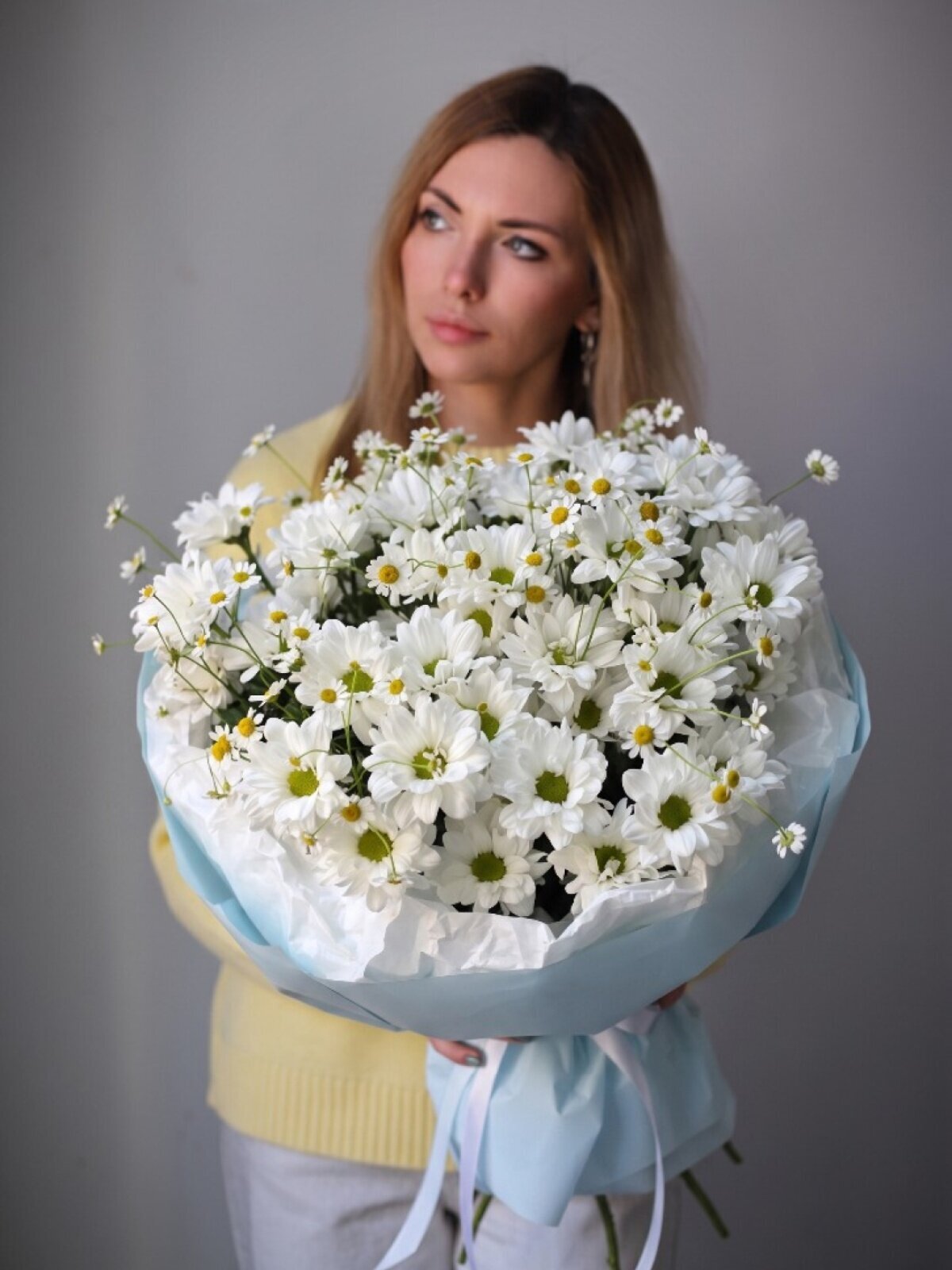 Букет из ромашек микс М