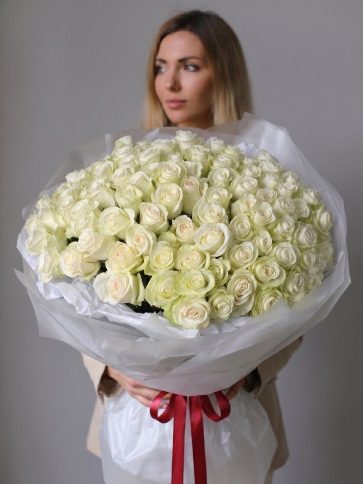 Букет из 101 белой розы