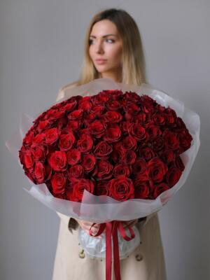 Букет из 101 красной розы
